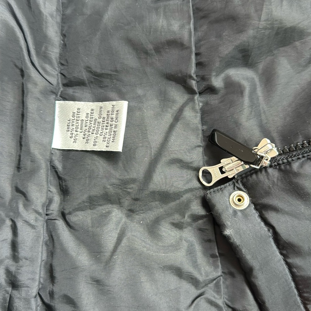 Talbots Hooded Vest with 80% Goose Down Filling 20%Feather Exclusive of Trim. - Picture 6 of 8